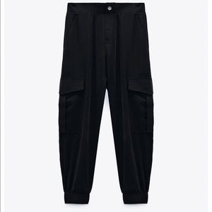 BNWT Zara Loose Fitting Cargo Trousers